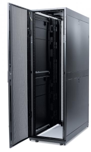 NetShelter SX 52U 600mm Wide x 1200mm