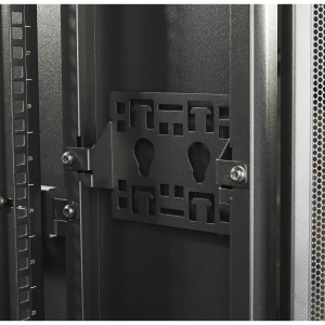 NetShelter SV 42U Enclosure