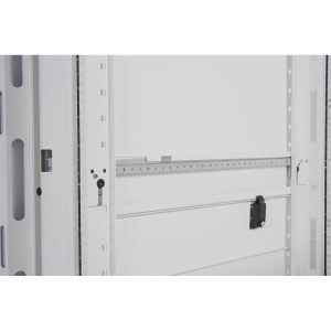 NetShelter SV 42U Enclosure
