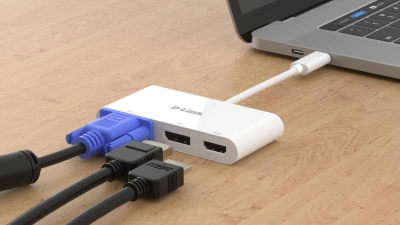 3-in-1 USB-C to HDMI/VGA/DP adpater