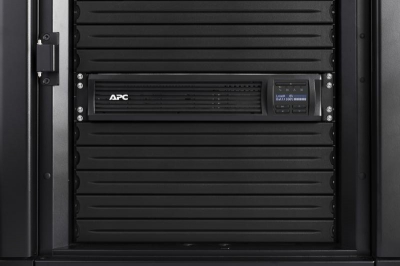 APC Smart-UPS 1000VA LCD RM 2U 230V SC