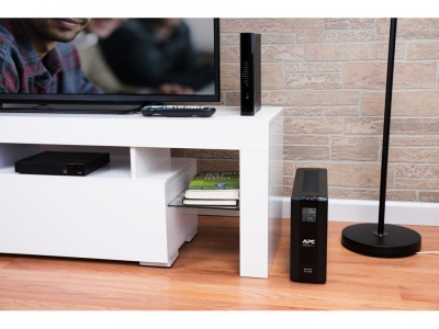 UPS Pro BR 1300VA 8 Outlets  AVR  LCD
